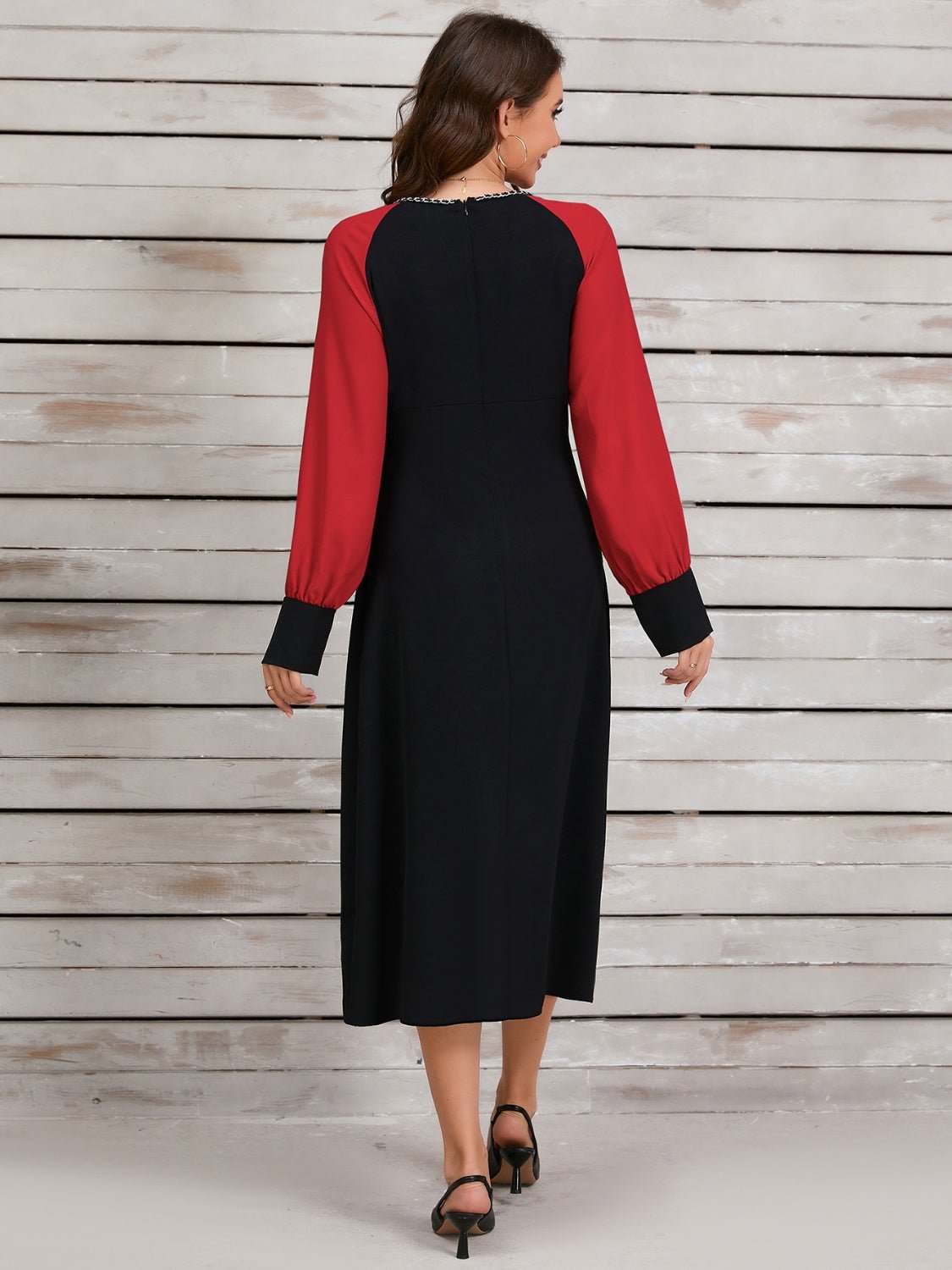 Ruched Contrast Long Sleeve Midi Dress - Amara Luxe Fine Boutique