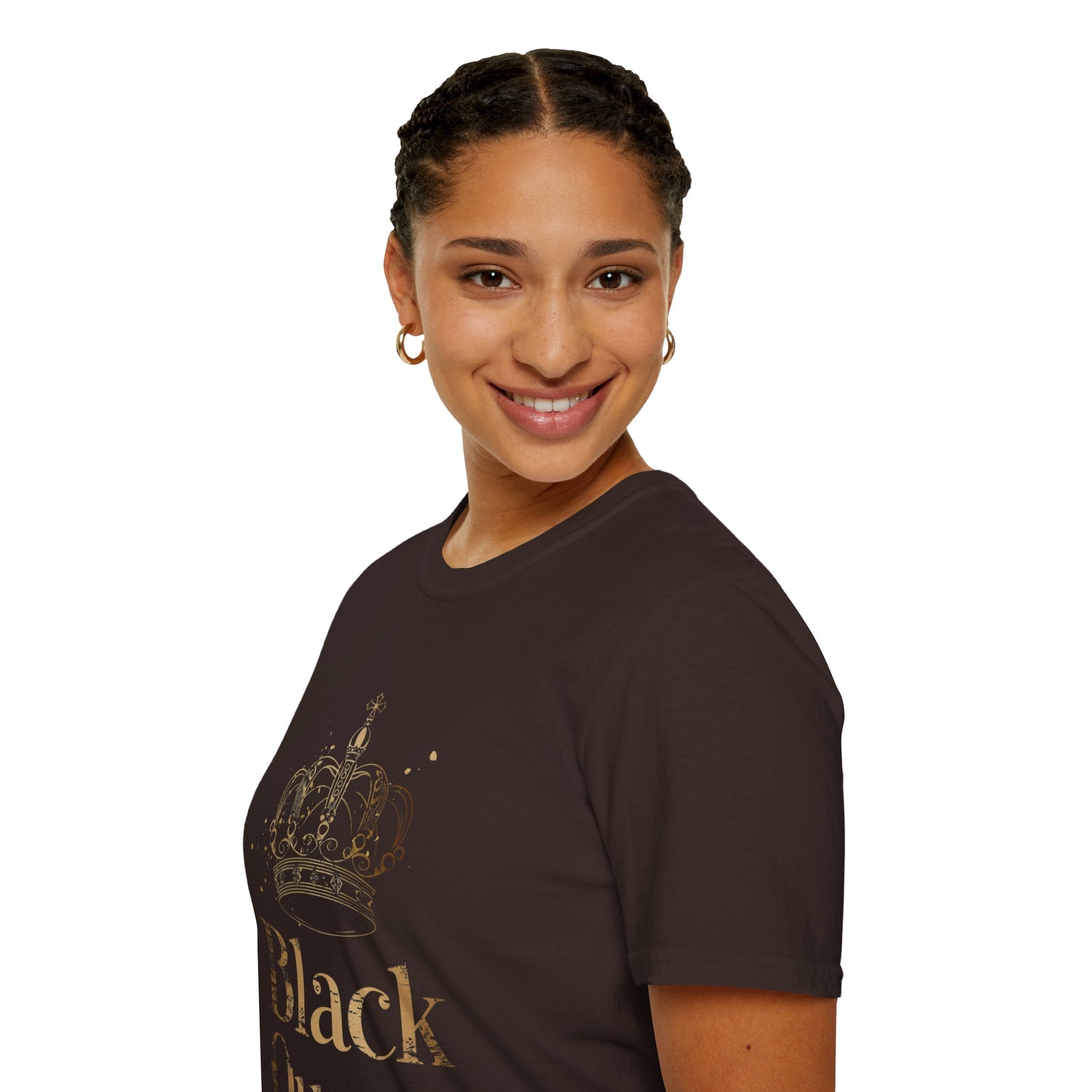 Black Queen T-Shirt | Empowering & Stylish | Amara Luxe - Amara Luxe Fine Boutique