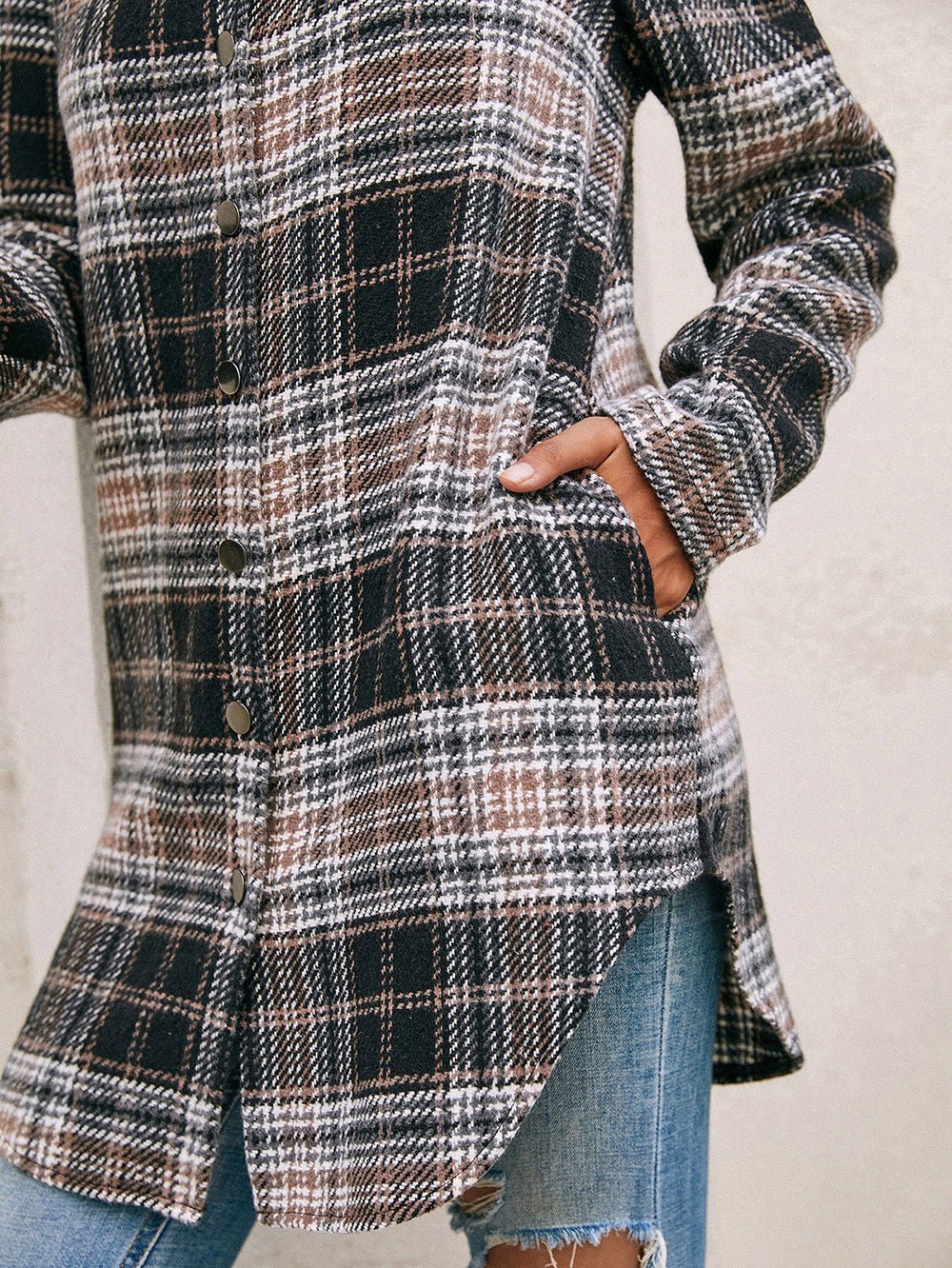 Women's Loose Casual Plush Plaid Shirt Jacket - Amara Luxe Fine Boutique